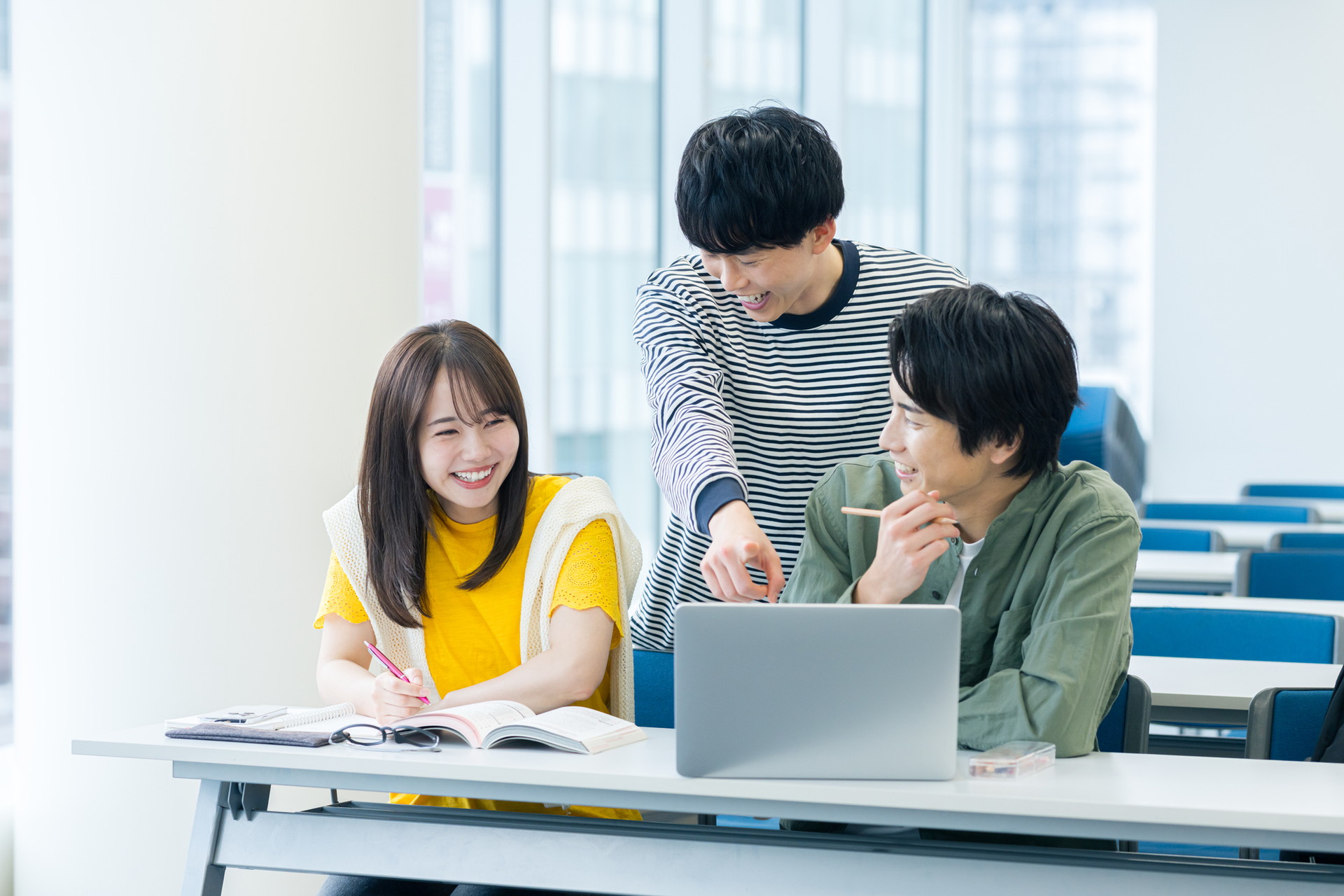 一般選抜（ベスト2教科、英語・国語、英国数セレクト1教科、小論文、英語外部試験利用）